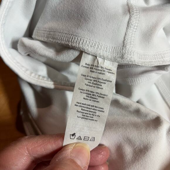 Alo Yoga White Crop Leggings - Size Medium - Excellent - Picture 11 of 11